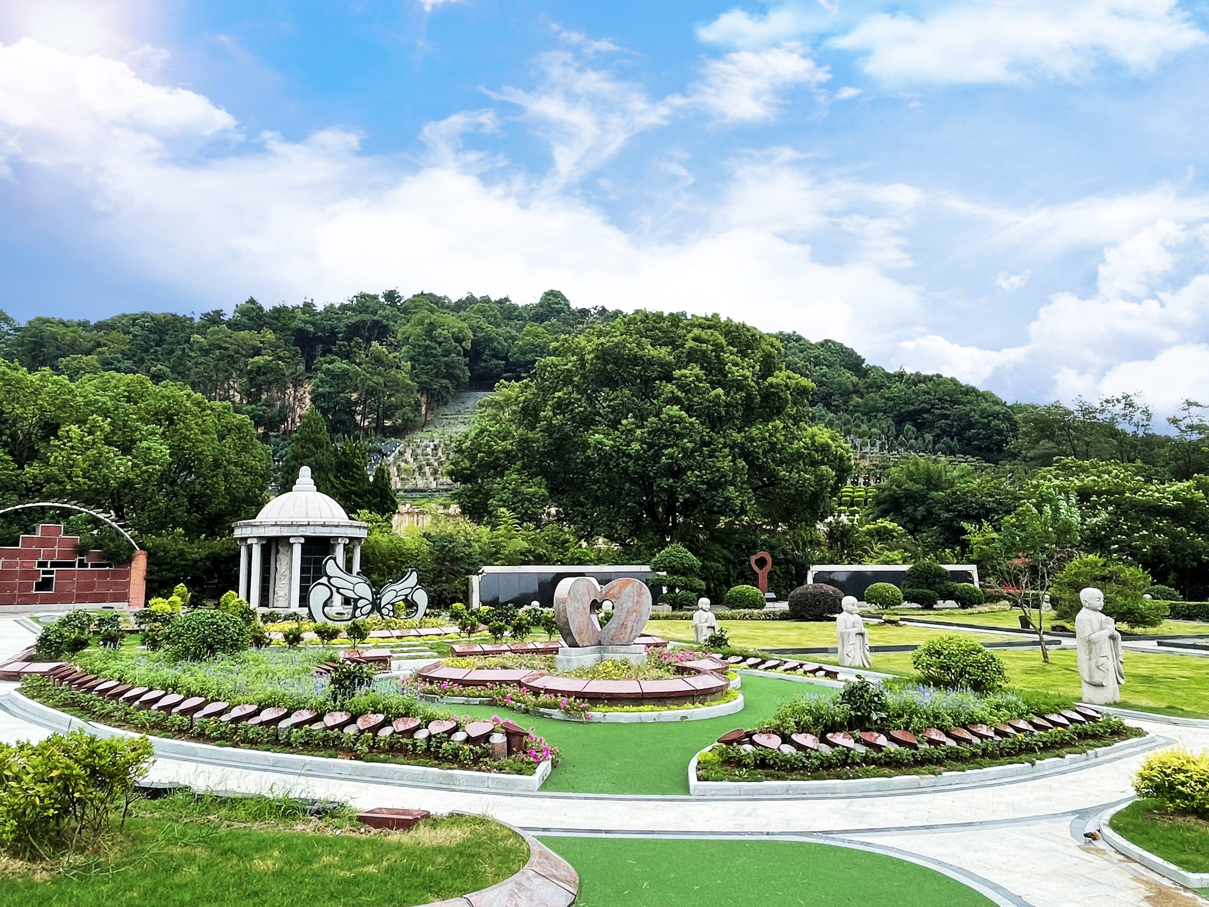 方寸间的大文章，，，，，引领现代葬文化